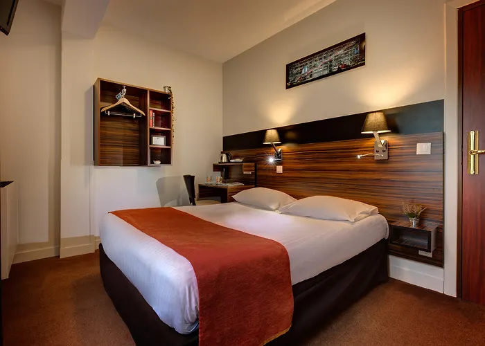 Hôtel Léna Paris